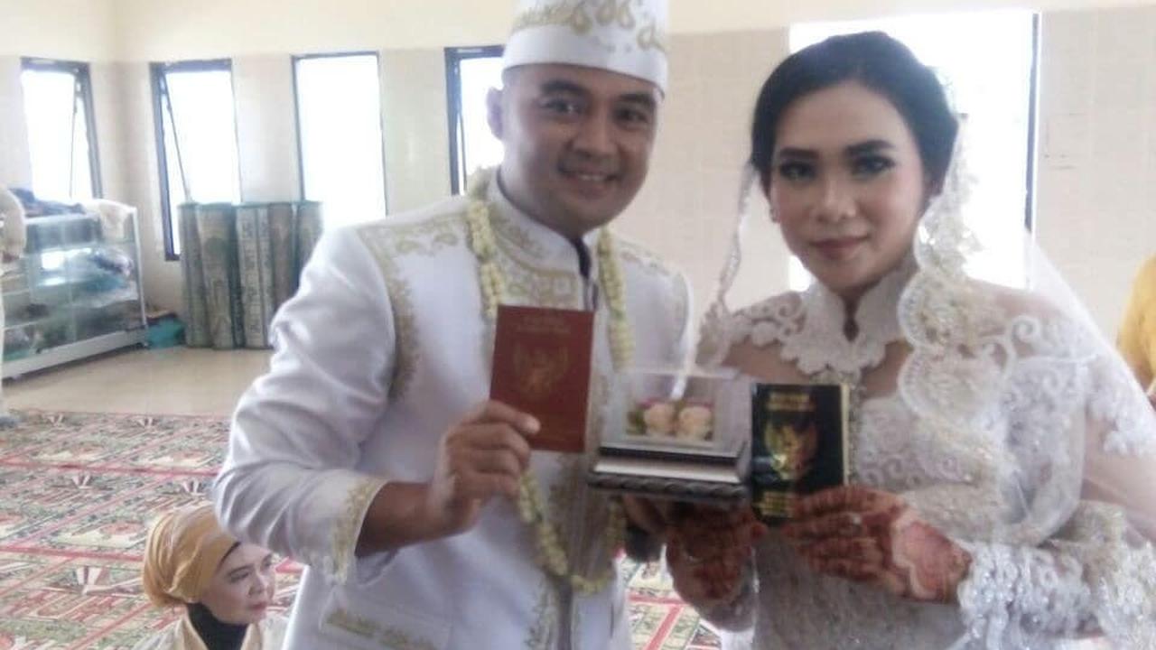Potret Sandy Permana dengan Sang Istri yang Kini Tinggal Kenangan