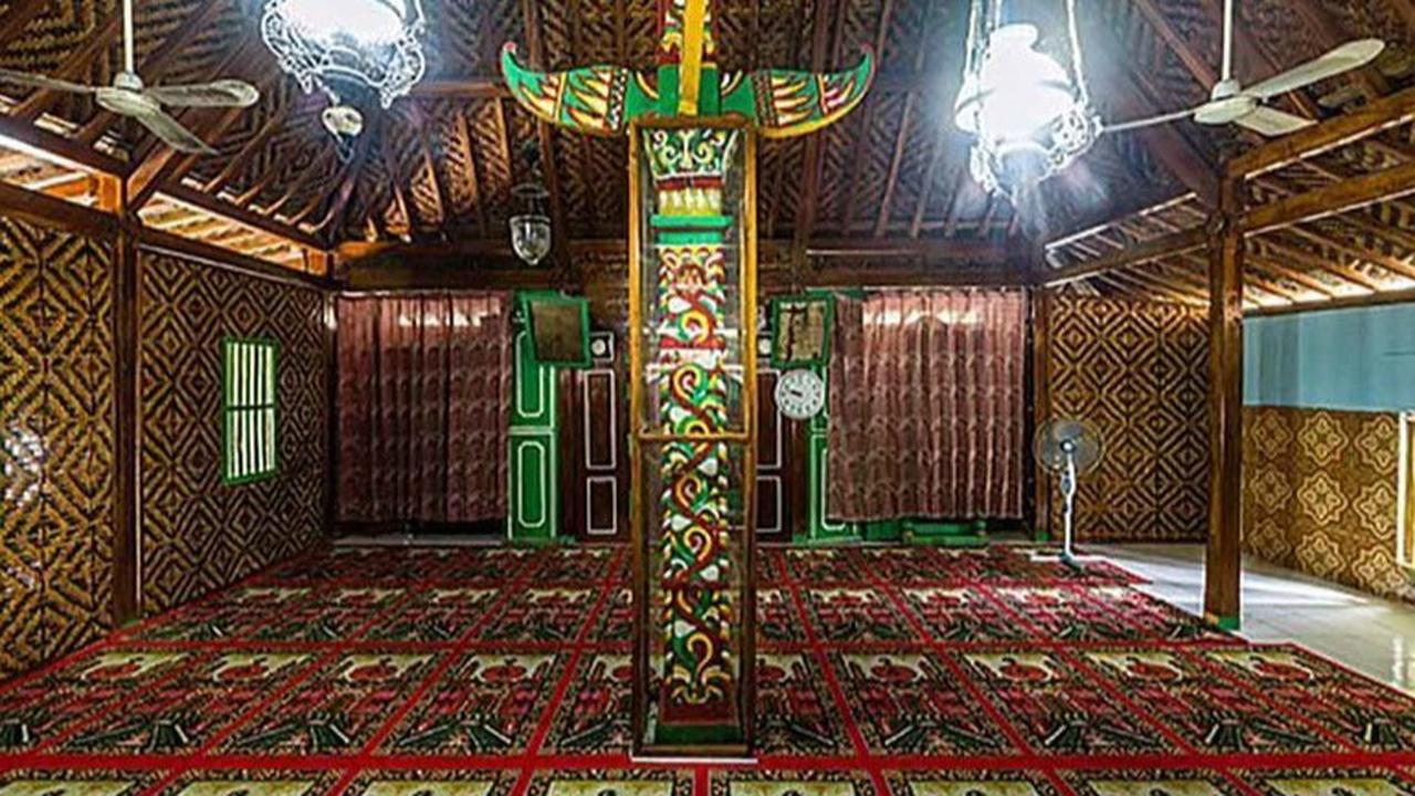 Masjid Saka Tunggal