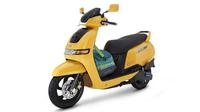 TVS iQube S dijual dengan harga Rp52,9 juta OTR DKI Jakarta serta memiliki 4 pilihan warna, yakni Lucid Yellow, Cooper Brown Glossy, Mercury Grey dan Mint Blue.