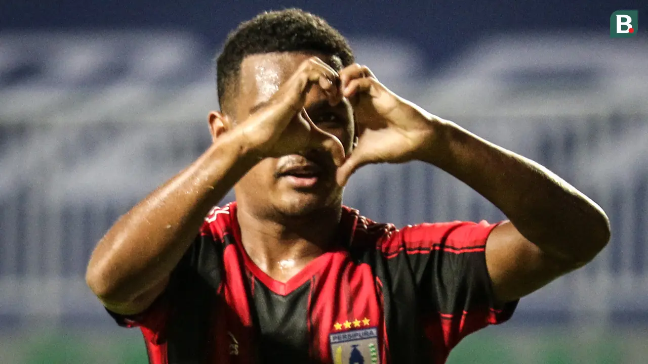 Foto: Tiga Gol Tercipta, Persita Memimpin 2-1 atas Persipura hingga Turun Minum dalam Pekan Pertama BRI Liga 1 2021 / 2022