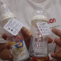 Informasi perihal arti batik yang ada di botol Pigeon. (Foto: FIMELA/Sherly Julia Halim).