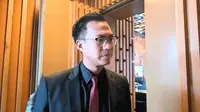 Dokter spesialis ortopedi Konsultan Tulang Belakang, RS EMC Pulomas, Nicko Perdana Hardiansyah memberi tanggapan soal kebiasaan yang sebabkan skoliosis. Foto: Liputan6.com/Ade Nasihudin.