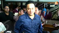 Usai Sidang Cerai, Farhat Abbas Nyanyi 'Suntik Mati'
