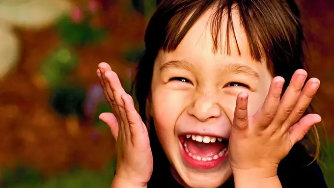 14 Cara Tertawa Manusia di Berbagai Belahan Dunia