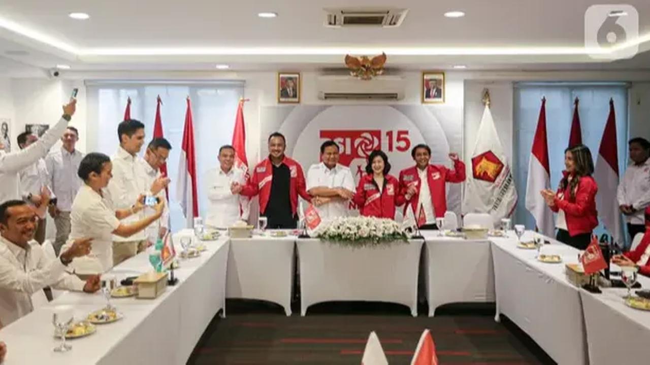 Sebagai informasi, Prabowo menyambangi kantor DPP PSI di Tanah Abang, Jakarta, Rabu (2/8). Dia mengakui mengajak PSI untuk berkoalisi di Pilpres 2024.