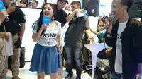 Prilly Latuconsina meriahkan ajang Vivo V5s Perfect Day di ITC Roxy Mas, Jakarta. Liputan6.com/Iskandar