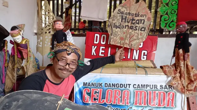 Sosok Pendongeng Lingkungan Keliling, Mundur Jadi Guru demi Selamatkan Hutan dan Satwa Indonesia