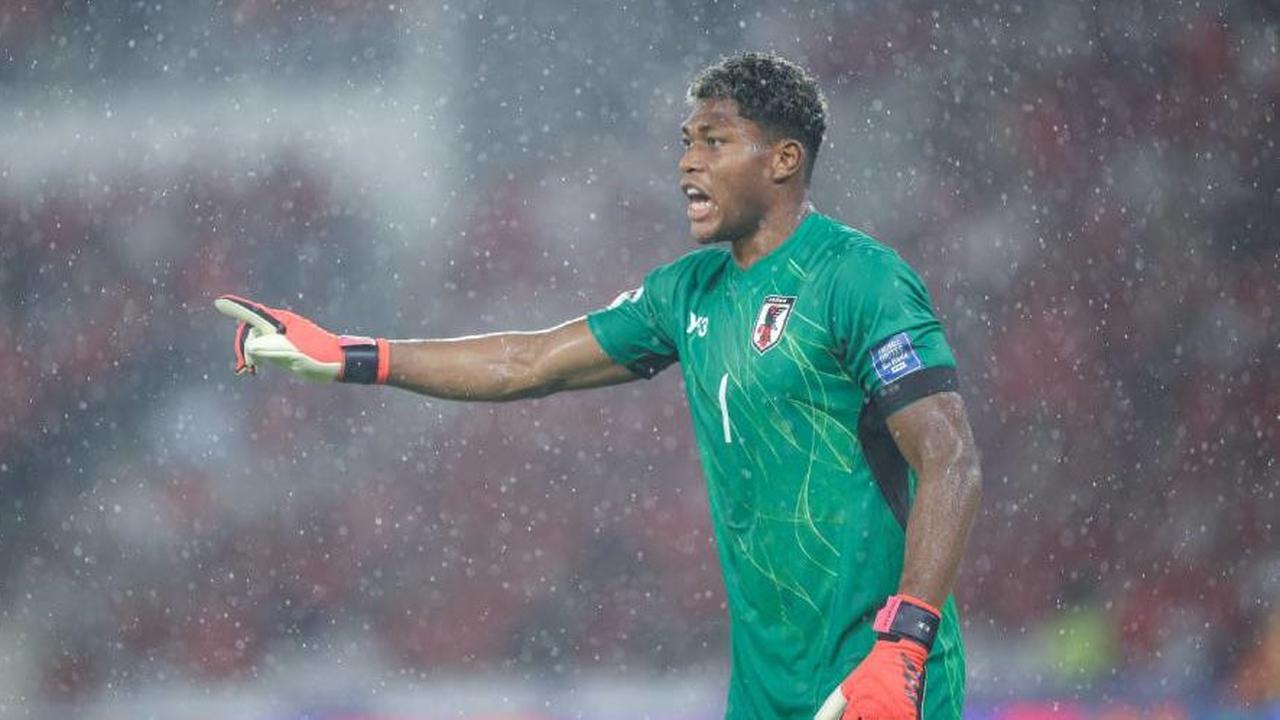 Man United Incar Kiper Timnas Jepang Zion Suzuki Buat Gantikan Onana