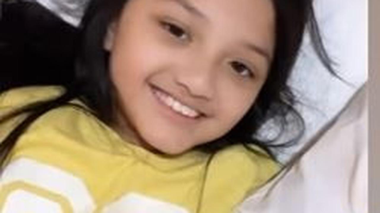 Ashanty menjelaskan alasan Arsy masih di rumah sakit. Hal ini lantaran Arsy masih harus memulihkan kondisinya.