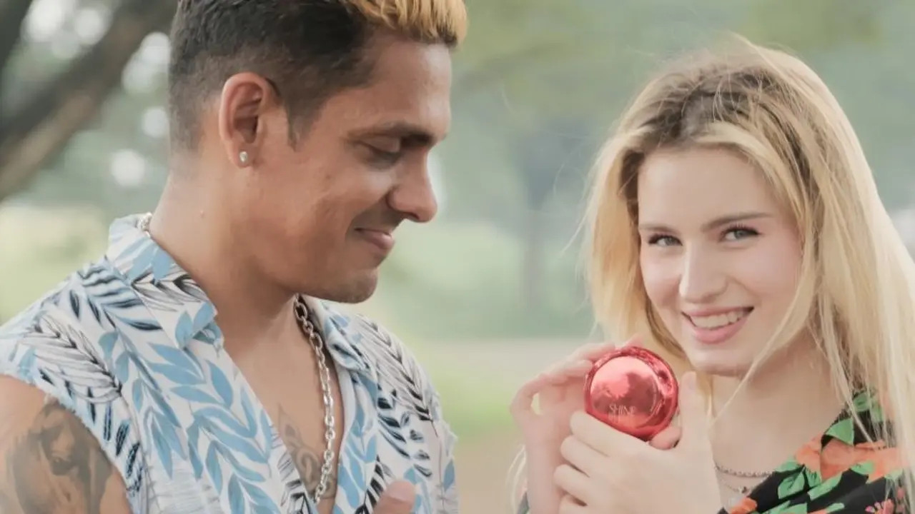 Robby Shine dan Nastasya