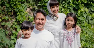 (Instagram/nirinazubir_)