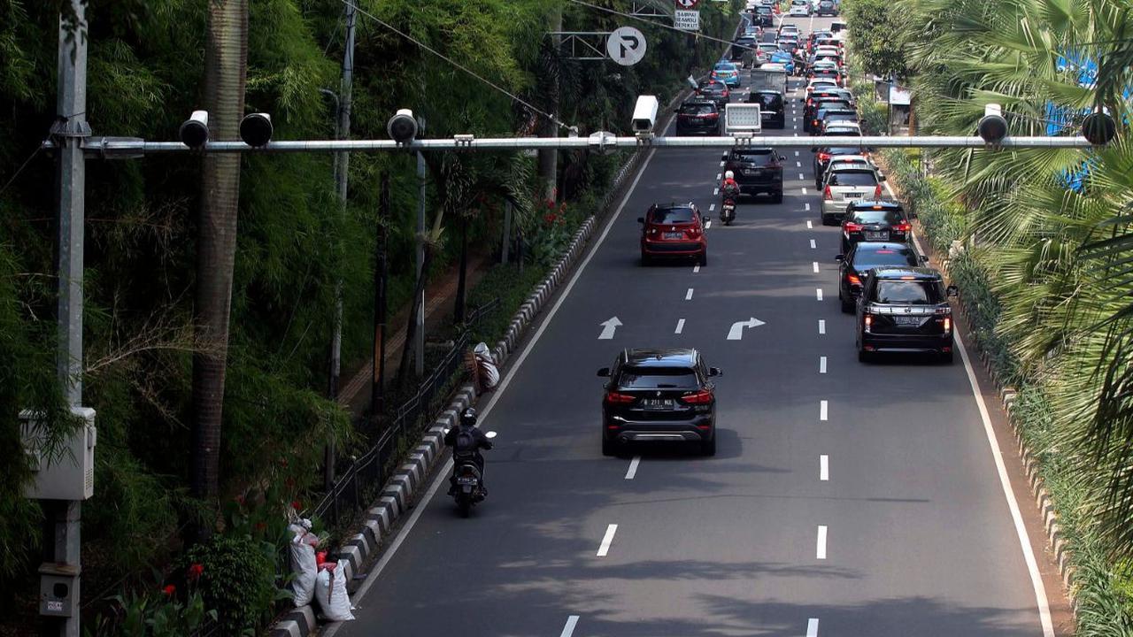 Pencegahan pungli di masa kepemimpinan Sigit bukan sebatas omongan. Sejumlah kebijakan dibuat untuk meminimalisasi tindak pemerasan itu.