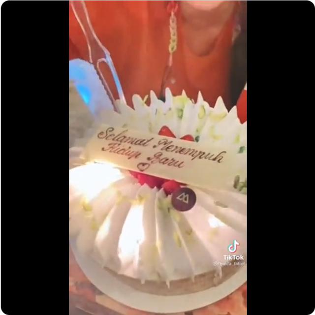 6 Momen Thalita Latief Rayakan Perceraian dengan Dennis Rizky, Merasa Terbebas