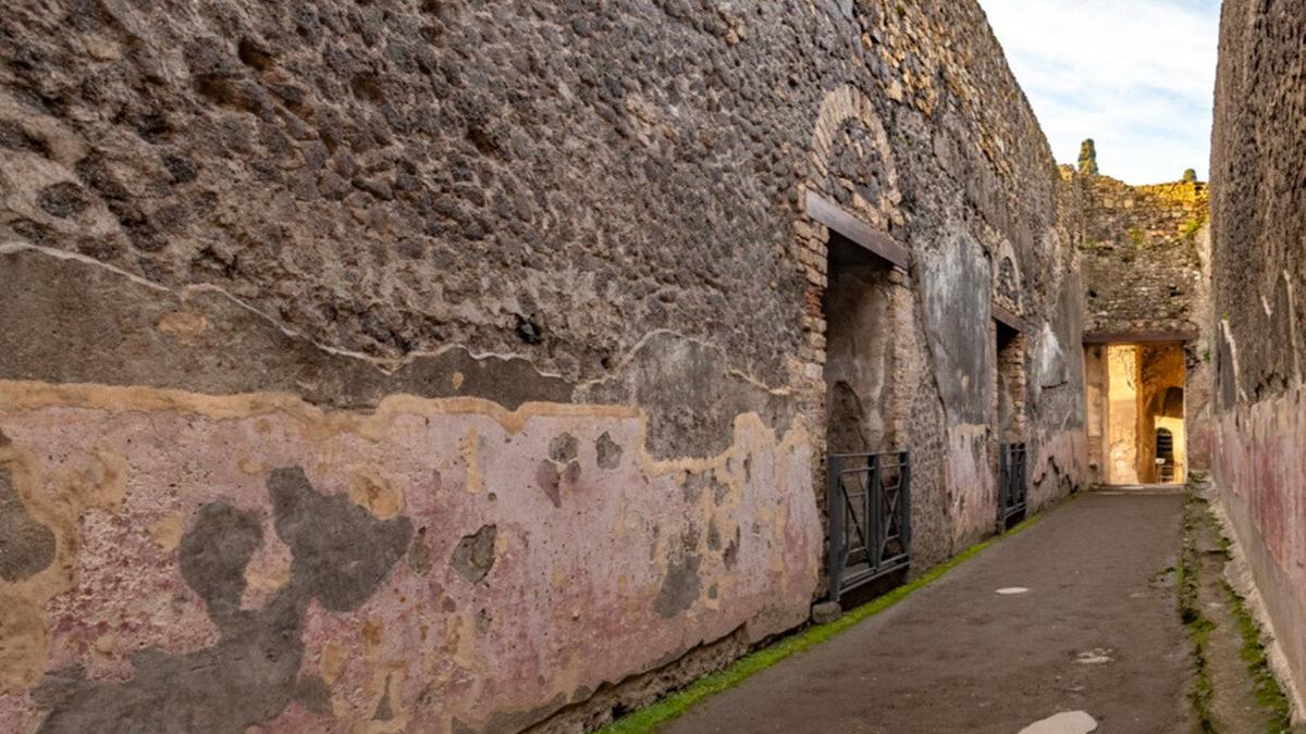 Pesan-pesan Cinta di Dinding Pompeii Terungkap Lewat Teknologi, Peninggalan 2000 Tahun Lalu