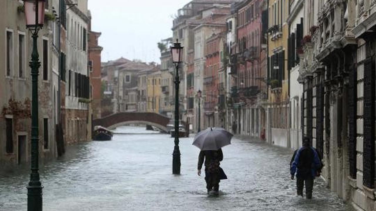 Kota Venesia tenggelam