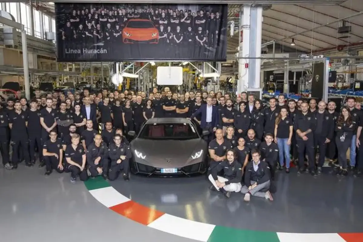 Hanya dalam lima tahun, produksi Lamborghini Huracan berhasil menembus angka 14.022 unit secara global.