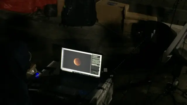 Pemantauan gerhana bulan total di Ancol