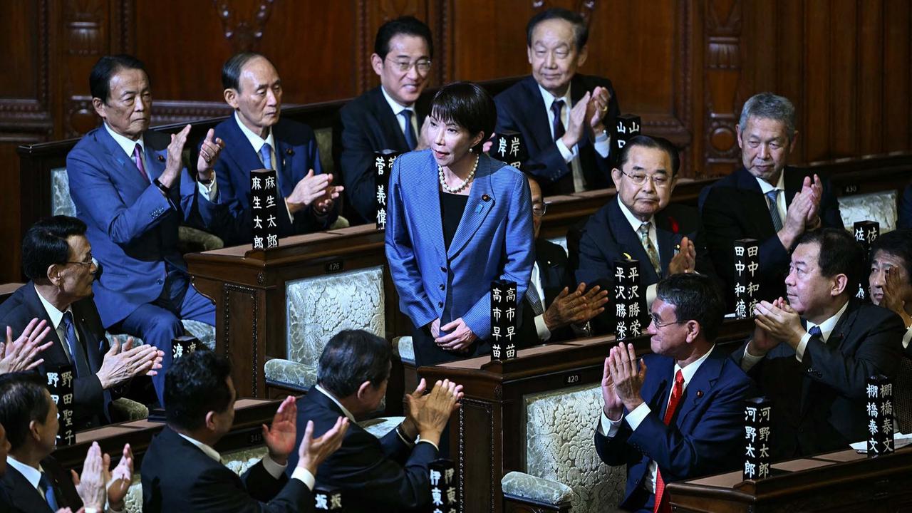 FOTO: Momen Bersejarah, Sanae Takaichi Resmi Jadi Perdana Menteri Perempuan Pertama Jepang