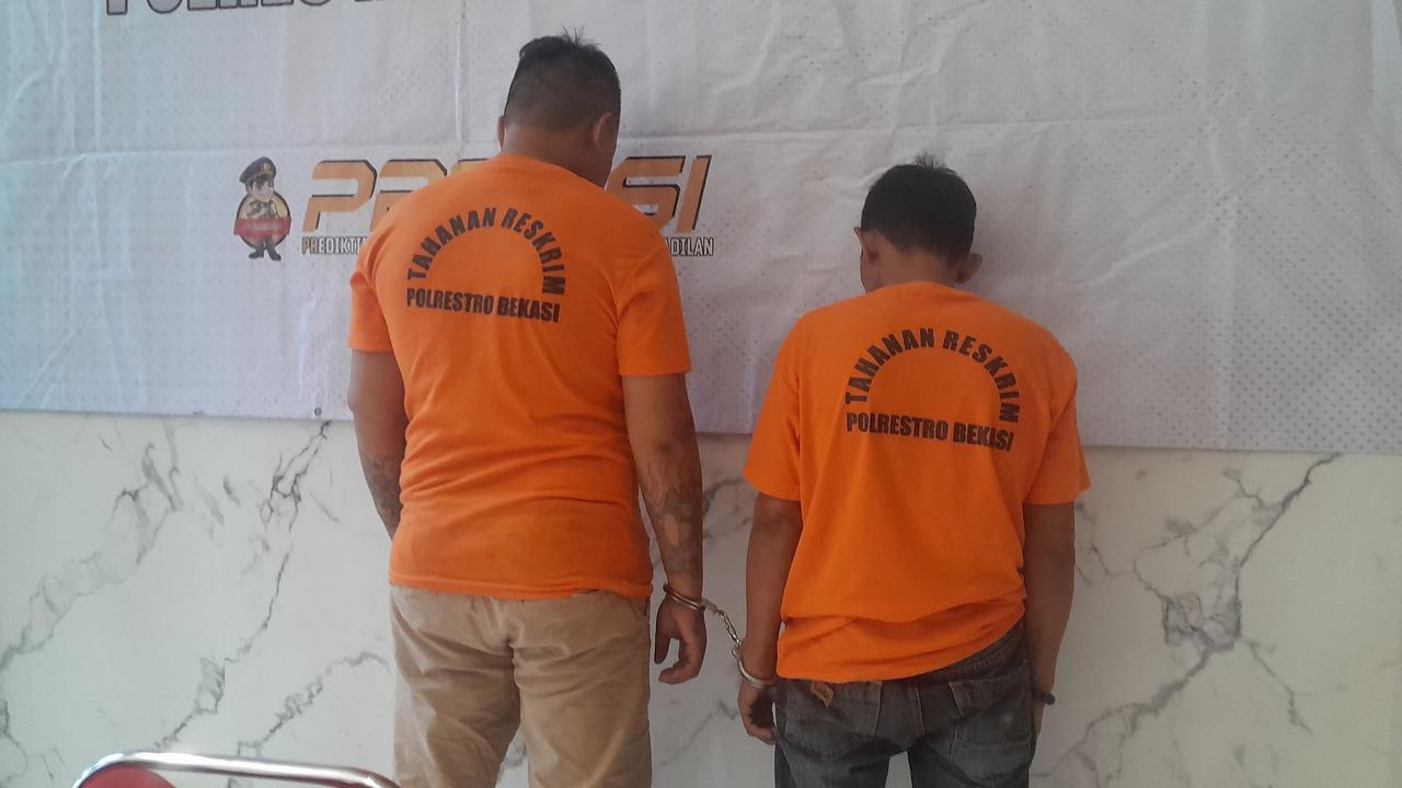 Peras Pedagang di Bekasi, Dua Pria Berseragam Mirip ASN Ditangkap Polisi