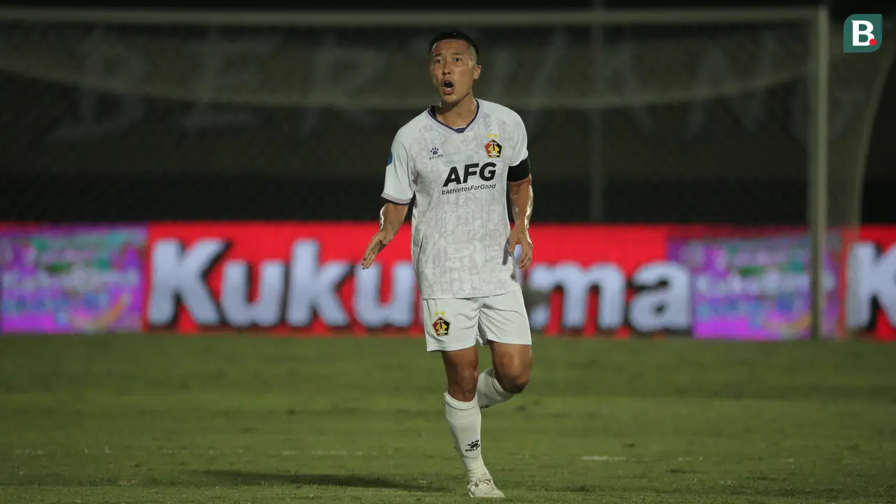 Pemain Persik Kediri Arthur Daniel Irawan