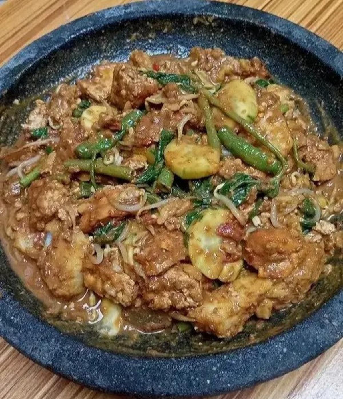Rujak Cingur dan Docang