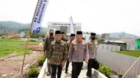 Kapolri Jenderal Listyo Sigit Prabowo dan Ketua Umum PP Muhammadiyah Haedar Nasir saat menghadiri peresmian Rumah Sakit Muhammadiyah Bandung Selatan (RSMBS), Kamis (3/11/2022). (Ist)