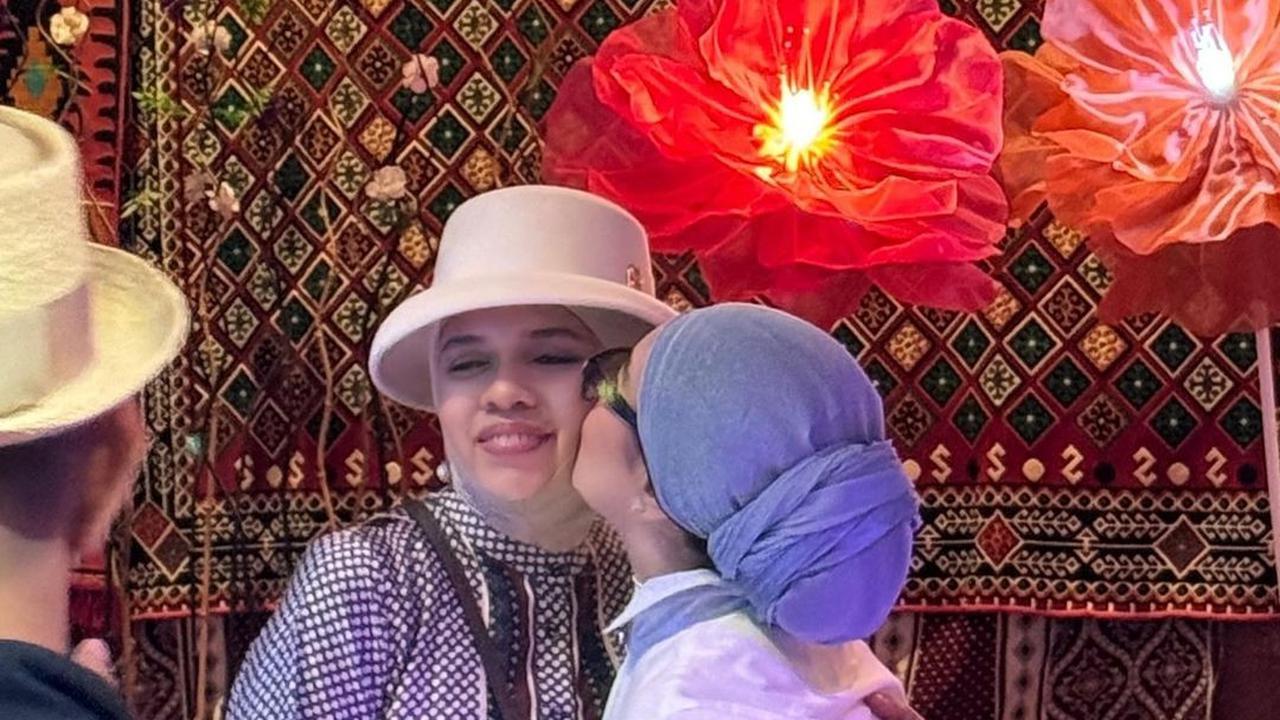 Besanan, 7 Pottet Kedekatan Reza Artamevia dan Lenggogeni Faruk Ibunda Halilintar - Kompak