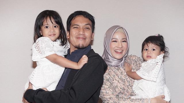 Desta Pamer Foto USG, Natasha Rizky Hamil Anak Ketiga 