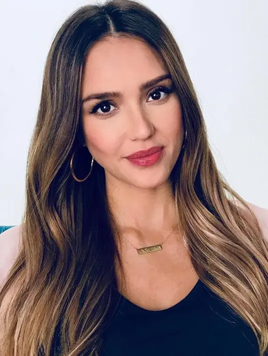 Lebih jauh ia pun mengaku bahwa merasa sangat diberkati. (instagram/jessicaalba)
