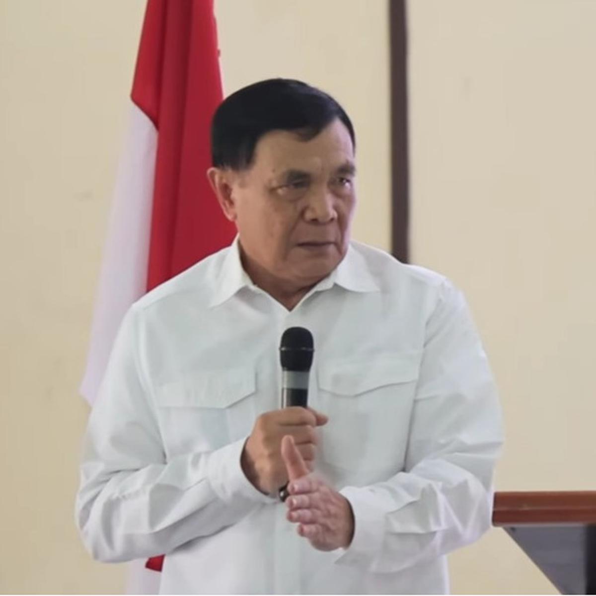 Tokoh militer Djamari Chaniago dikabarkan akan menjabat Menteri Koordinator bidang Politik dan Keamanan (Menko Polkam).