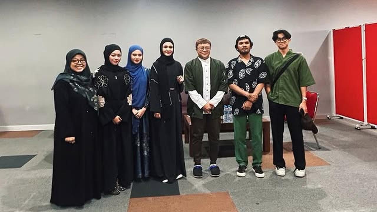 Ikut Kajian Pertama, 7 Potret Michelle Ziudith Tampil Cantik Berhijab - Akui Ketagihan