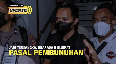 Setelah hampir sebulan berlalu, kasus kematian Brigadir Nofriansyah Yosua Hutabarat atau Brigadir J mulai menemui titik terang. Bareskrim Polri mengumumkan tersangka pada Rabu 3 Agustus 2022. Bharada Richard Eliezer Pudihang Lumiu atau Bharada E dite...