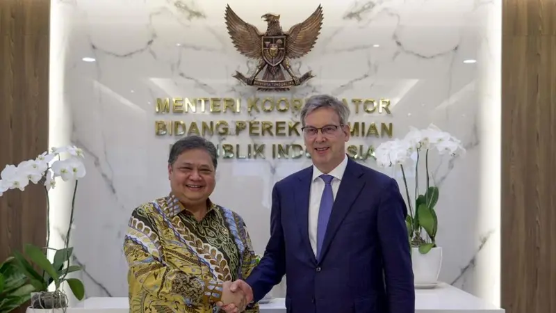 Perkuat Kerja Sama Bilateral, Menko Airlangga Apresiasi Kontribusi Dubes Uni Eropa untuk Indonesia