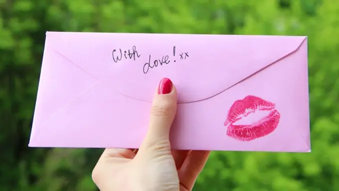 [Bintang] Kata Astrologer: Minder, 3 Zodiak Ini Pilih Jadi Secret Admirer