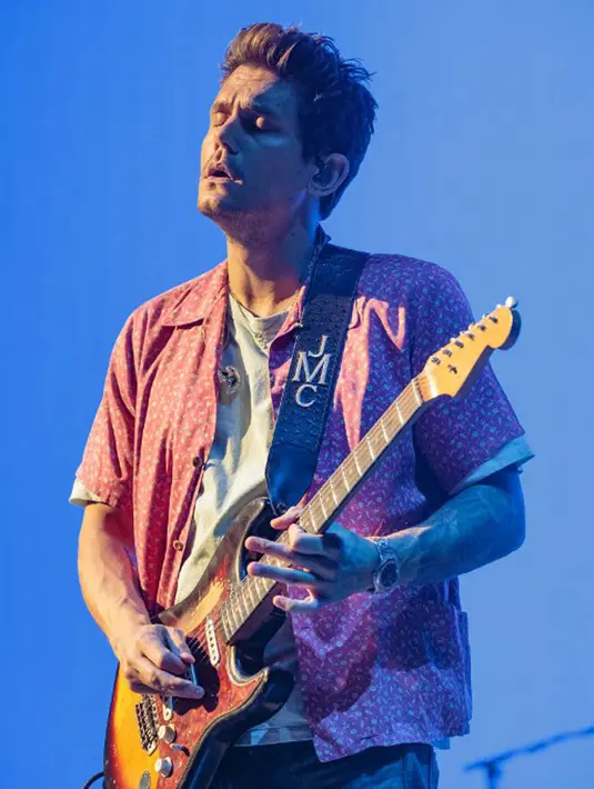 Keputusan yang dibuat John Mayer untuk berhenti mengonsumsi minuman beralkohol patut diacungi jempol. Pasalnya, berhenti dari kebiasaan buruk dan mengubahnya menjadi lebih baik bukan lah hal yang mudah. (AFP/Suzane Cordeiro)