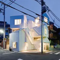 Tak sekadar modern, desain arsitektur bangunan buatan arsitek Jepang ini sungguh unik dan menawan hati. (Via: boredpanda.com)