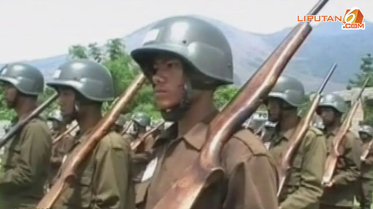 laitan-bareng-tentara140102a.jpg