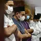 Gubernur Sumut, Edy Rahmayadi, melaksanakan Salat Gerhana Bulan di kediaman pribadinya, Rabu (26/5/2021) malam