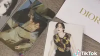 Fakta di Balik Video Unboxing Produk Dior Berisi Photocard Paling Mahal Jimin BTS