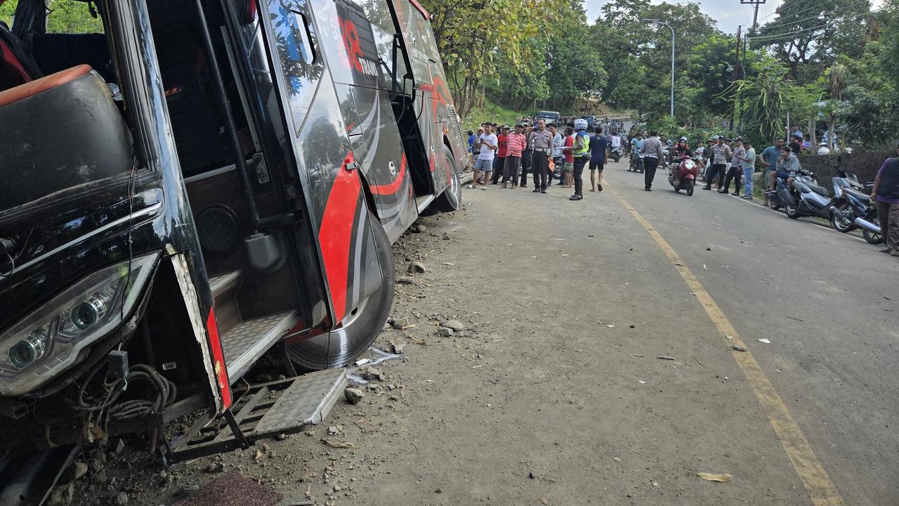 Update Kecelakaan Bus Rombongan Nakes RSBS Jember di Bromo, 44 Korban Luka Dirawat di Dua Puskesmas dan Satu Rumah Sakit