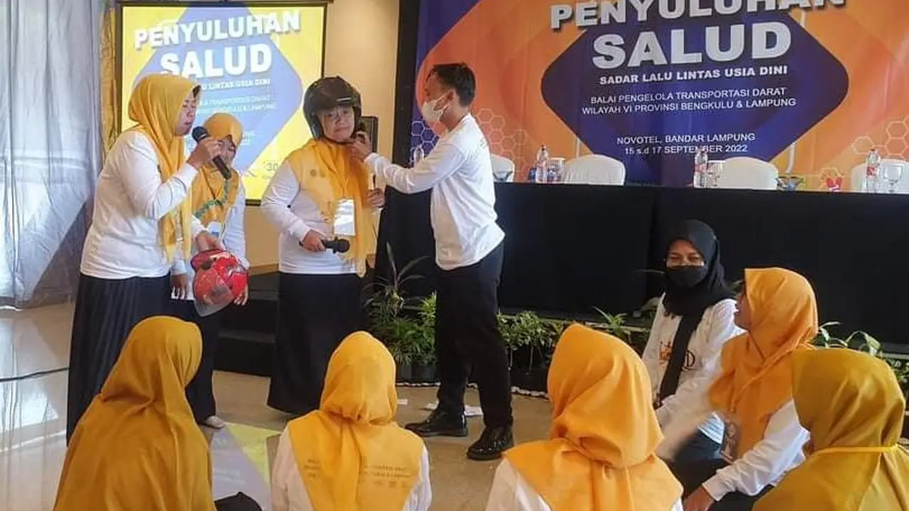 Kementerian Perhubungan (Kemenhub) melalui Direktorat Jenderal Perhubungan Darat dapat terus menggencarkan program Sadar Lalu Lintas Usia Dini (SALUD)