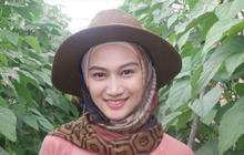 10 Potret Melody Eks JKT48 Saat Berkebun, Viral Disebut Lebih Cocok jadi Duta Petani Milenial