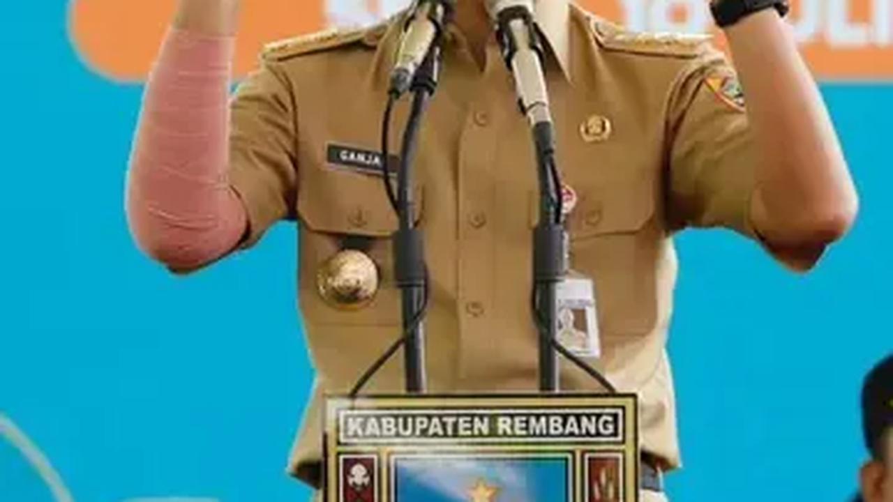 VIDEO: Ganjar Tindak Tegas Kepala Sekolah Lakukan Pungli Berkedok Infak ke Siswa