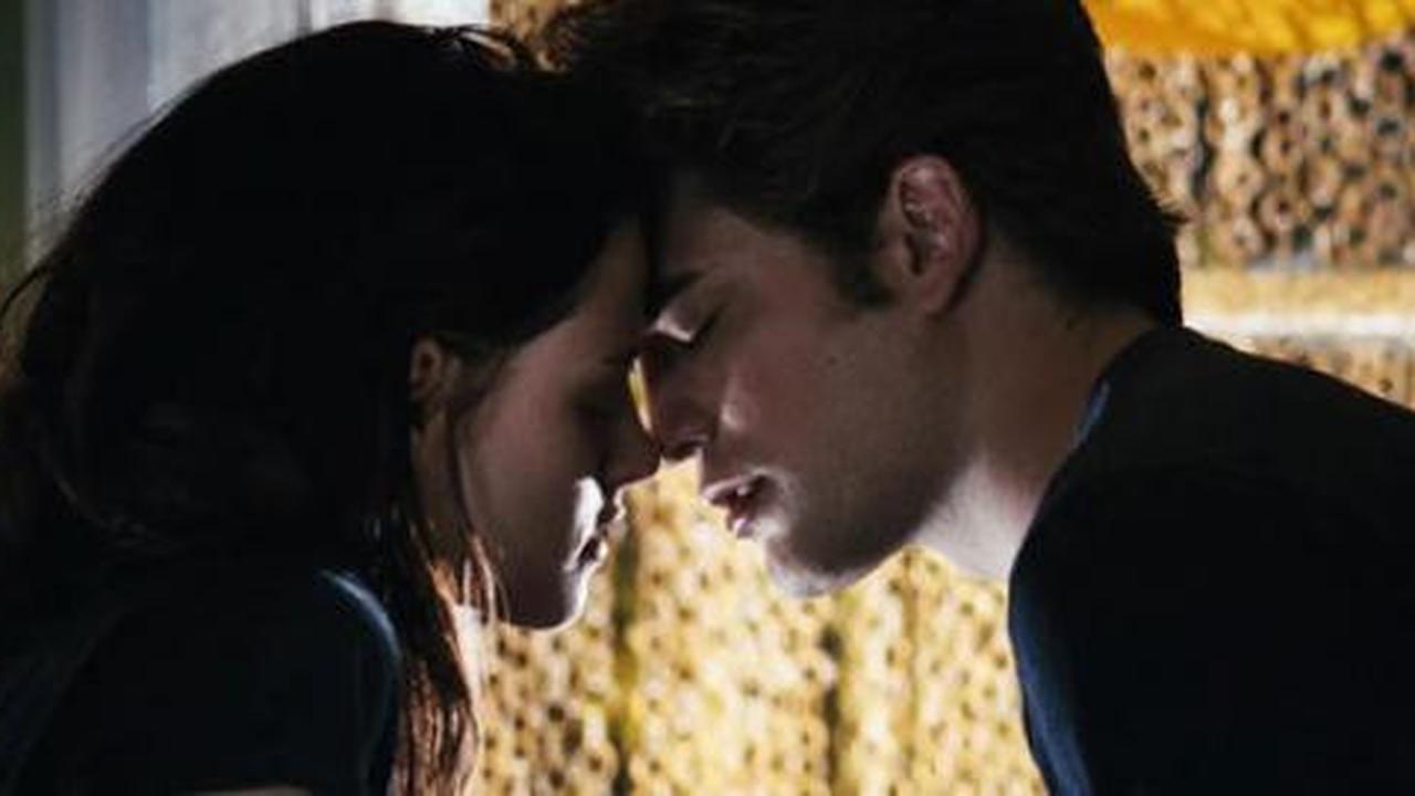 Robert Pattinson inginkan satu lagi ciuman Twilight