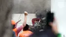 Beruntung, penghuni tersebut dapat diselamatkan. (Liputan6.com/Helmi Fithriansyah)