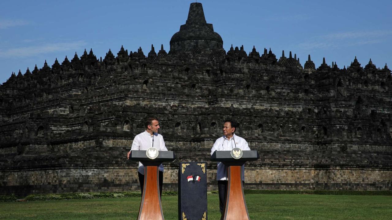 Prabowo ajak Presiden Prancis Emmanuel Macron keliling Candi Borobudur