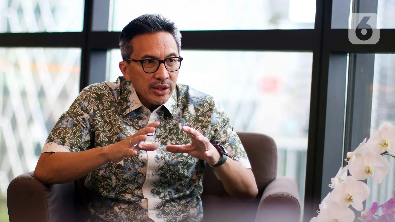 Direktur Utama Bank Fama,  Tigor M. Siahaan