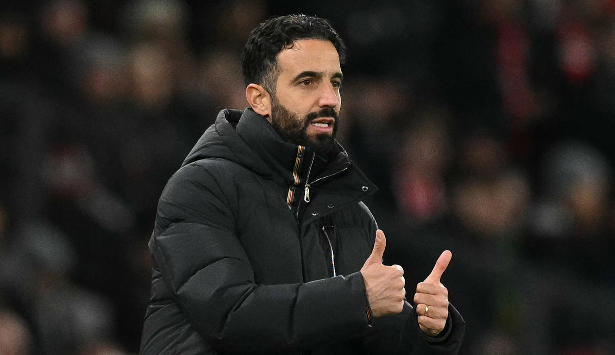 Gol kemenangan dicetak oleh gol cepat Alejandro Garnacho saat pertandingan baru berjalan 49 detik, lalu diikuti dua gol Rasmus Hojlund. (AFP/Oli Scarff)