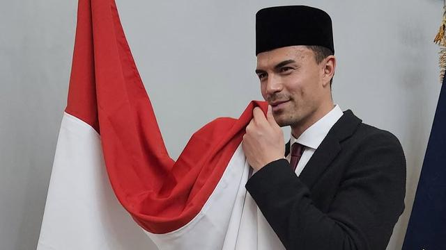 Emil Audero Mulyadi  resmi menjadi WNI