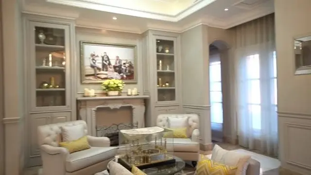 7 Penampakan Isi Rumah Mewah Andre Taulany, Berkonsep American Modern
